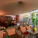 Dooley's 3* Waterford