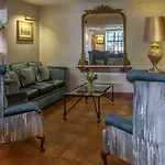 Hotel Dooley's