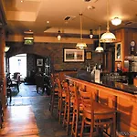Dooley's Hotel